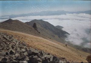 صاعقه گیر در کوهستان